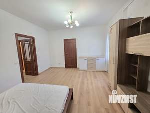 Дом 140м², 2-этажный, на длительный срок,