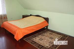 Таунхаус 280м², 4-этажный, на длительный срок,