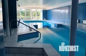 Дом 1800м², 3-этажный, посуточно,