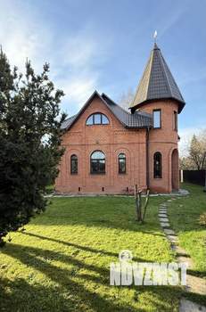 Дом 219м², 2-этажный, участок 12 сот.