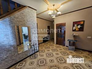 Дом 300м², 3-этажный, участок 10 сот.