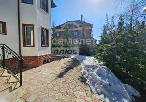 Дом 300м², 3-этажный, участок 10 сот.