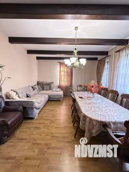 Дом 219м², 2-этажный, участок 12 сот.