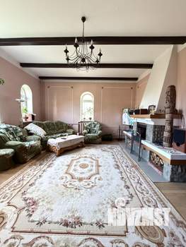 Дом 219м², 2-этажный, участок 12 сот.