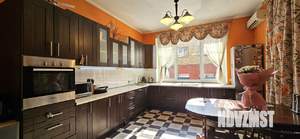 Таунхаус 158м², 3-этажный, участок 1 сот.