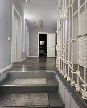 Дом 242м², 2-этажный, участок 10 сот.