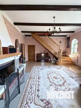 Дом 219м², 2-этажный, участок 12 сот.