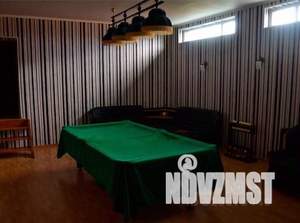 Дом 1800м&sup2;, 3-этажный, посуточно, 