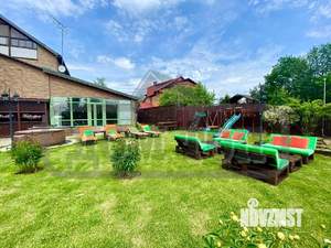 Дом 1300м&sup2;, 2-этажный, посуточно, 