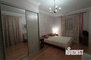 Дом 500м&sup2;, 3-этажный, посуточно, 