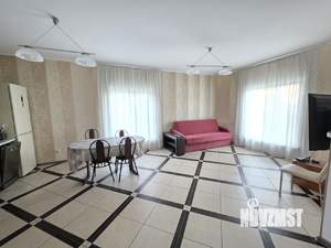 Дом 140м², 2-этажный, на длительный срок, 