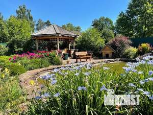 Дом 220м&sup2;, 2-этажный, посуточно, 