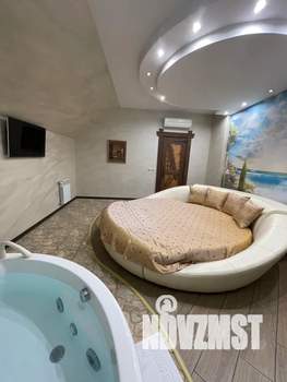 Дом 220м&sup2;, 2-этажный, посуточно, 