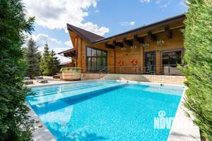 Дом 350м², 2-этажный, посуточно, 