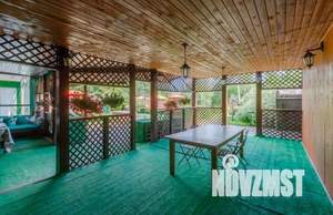 Дом 1326м&sup2;, 3-этажный, посуточно, 