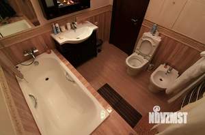 Дом 500м&sup2;, 3-этажный, посуточно, 