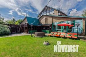 Дом 1326м&sup2;, 3-этажный, посуточно, 