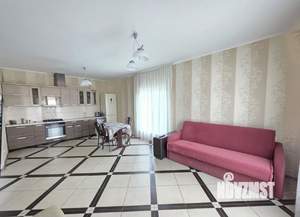 Дом 140м&sup2;, 2-этажный, на длительный срок, 