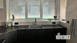 Коттедж 250м&sup2;, 3-этажный, участок 7 сот.  