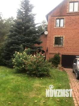 Дом 270м², 3-этажный, участок 12 сот.  