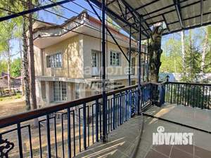 Дом 210м², 2-этажный, участок 20 сот.  