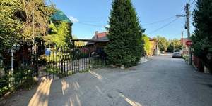 Дом 280м², 3-этажный, участок 6 сот.  