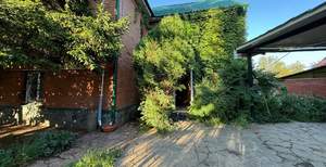 Дом 280м&sup2;, 3-этажный, участок 6 сот.  