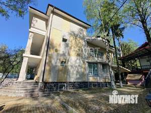 Дом 210м², 2-этажный, участок 20 сот.  