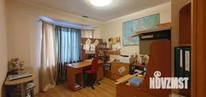 Таунхаус 132м², 3-этажный, участок 1 сот.  
