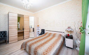 Дом 296м&sup2;, 2-этажный, участок 11 сот.  