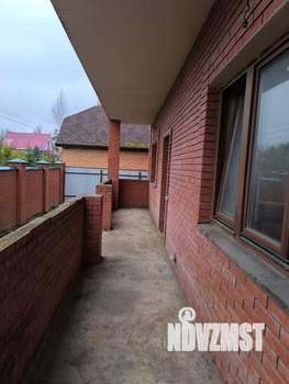 Дом 683м², 3-этажный, участок 1200 сот.  