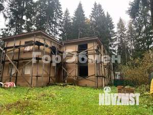 Дом 390м&sup2;, 3-этажный, участок 12 сот.  