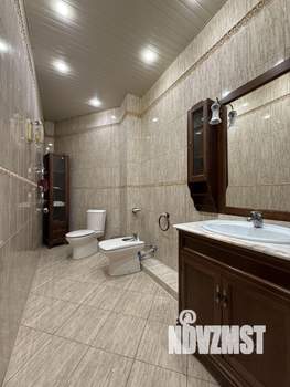 Дом 614м&sup2;, 3-этажный, участок 36 сот.  