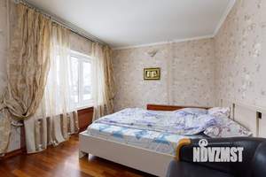 Дом 308м², 2-этажный, участок 10 сот.  