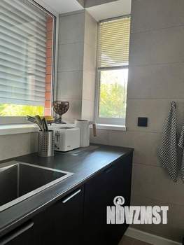 Коттедж 250м&sup2;, 3-этажный, участок 7 сот.  