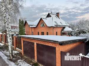 Дом 219м², 2-этажный, участок 12 сот.  