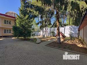 Дом 210м², 2-этажный, участок 20 сот.  