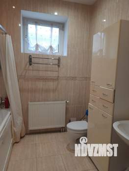 Дом 289м&sup2;, 3-этажный, участок 10 сот.  