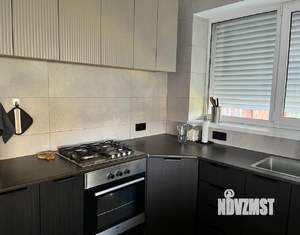 Коттедж 250м², 3-этажный, участок 7 сот.  