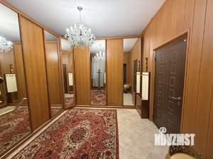 Дом 614м&sup2;, 3-этажный, участок 36 сот.  