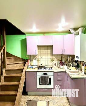 Дом 70м&sup2;, 2-этажный, участок 6 сот.  