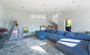 Дом 240м², 2-этажный, участок 11 сот.  