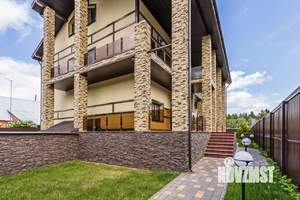 Коттедж 340м&sup2;, 4-этажный, участок 10 сот.  