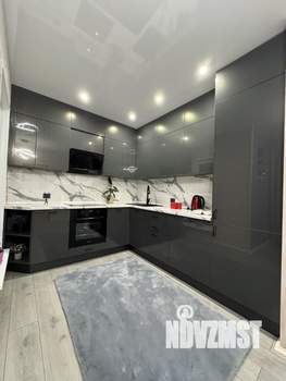 Коттедж 175м&sup2;, 2-этажный, участок 5 сот.  