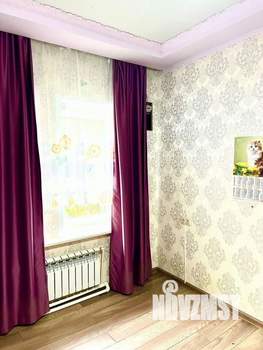 Дом 70м&sup2;, 2-этажный, участок 6 сот.  