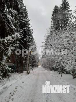 Дом 390м&sup2;, 3-этажный, участок 12 сот.  