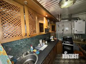 Дом 100м&sup2;, 1-этажный, участок 9 сот.  