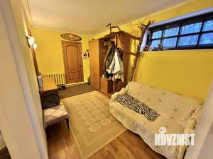 Дом 219м², 2-этажный, участок 12 сот.  