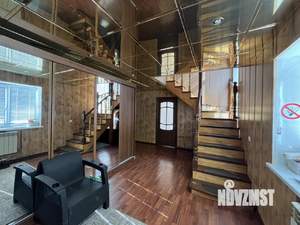 Дом 250м², 3-этажный, участок 7 сот.  