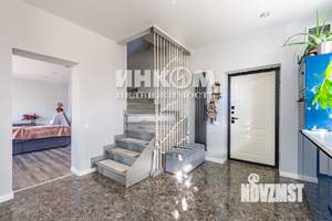 Дом 240м², 2-этажный, участок 11 сот.  